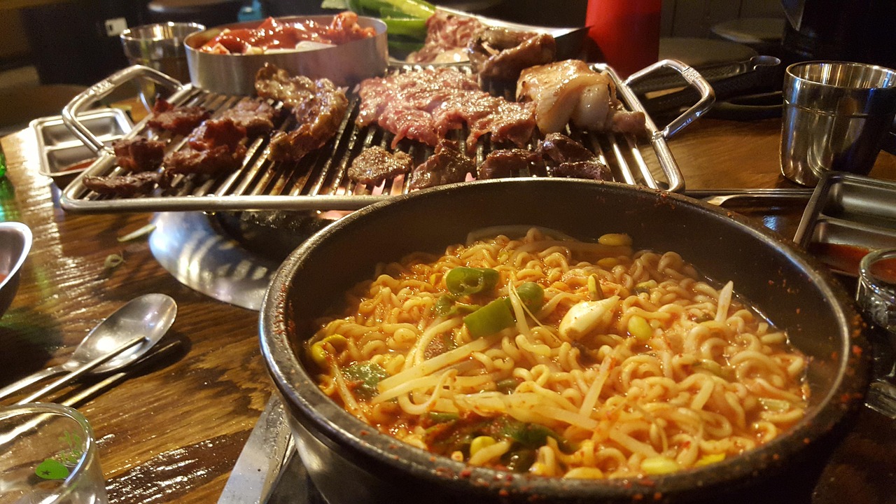 从经济实惠到品质生活的微妙变迁，方便面价格变迁的背后