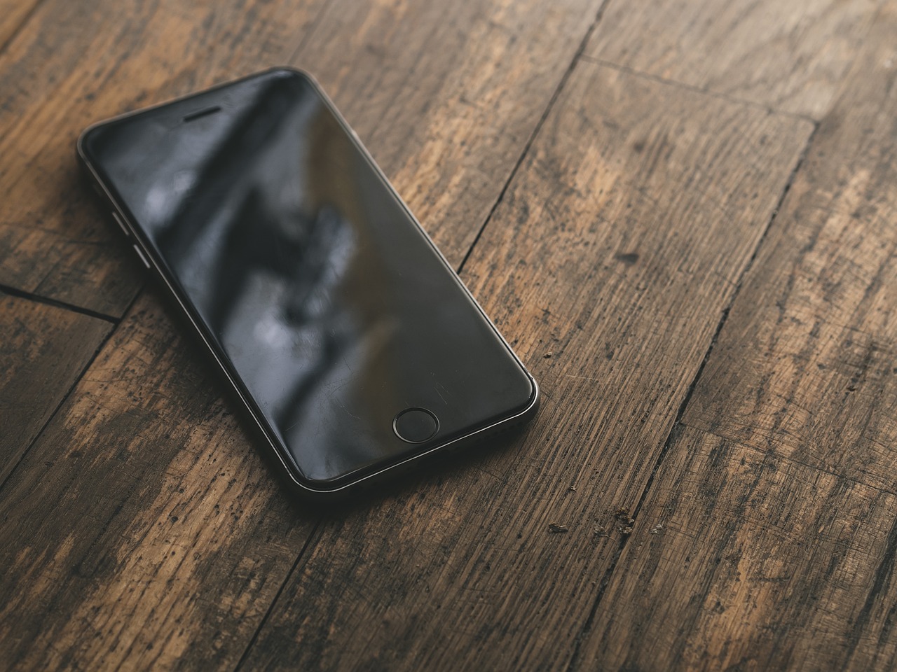 重塑经典，iPhone SE的独特魅力与市场定位解析