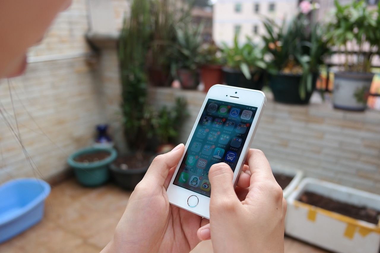iPhone 16外观曝光，未来设计趋势与猜想