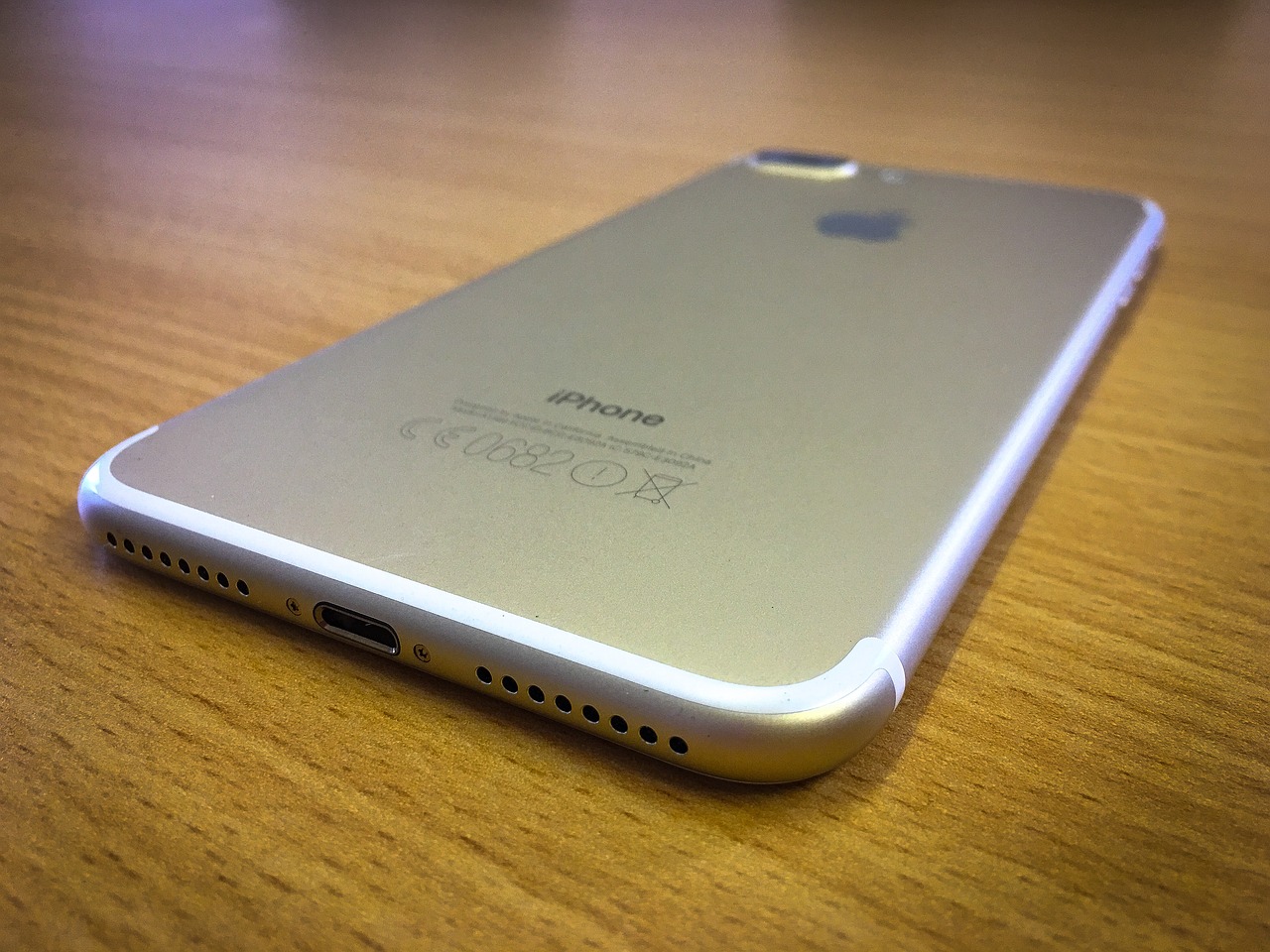 iPhone SE4，性价比之王的再次升级